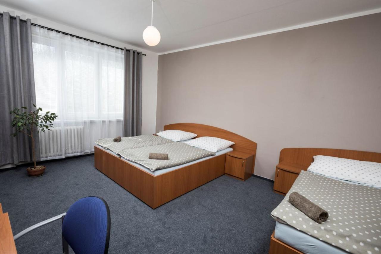 Sting Apartmany Trinec Extérieur photo