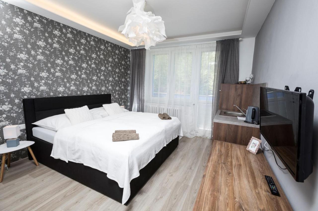 Sting Apartmany Trinec Extérieur photo