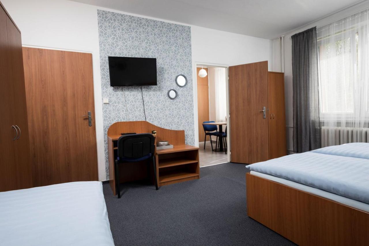 Sting Apartmany Trinec Extérieur photo